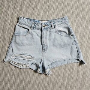 ROLLA'S Dusters High Rise Slim Jean Short Blue Light Wash Women Sz 26 Distressed